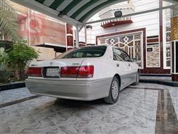 تۆیۆتا کراون